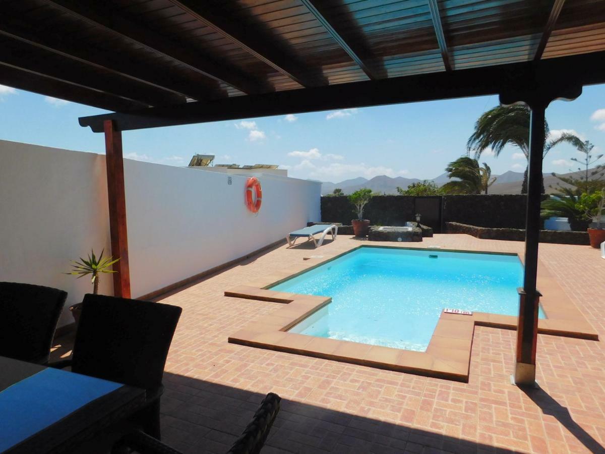 Villa Lucky - Heated Pool Mácher Buitenkant foto